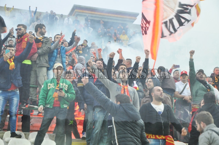 Messina-Catanzaro, l'esultanza dopo il gol
