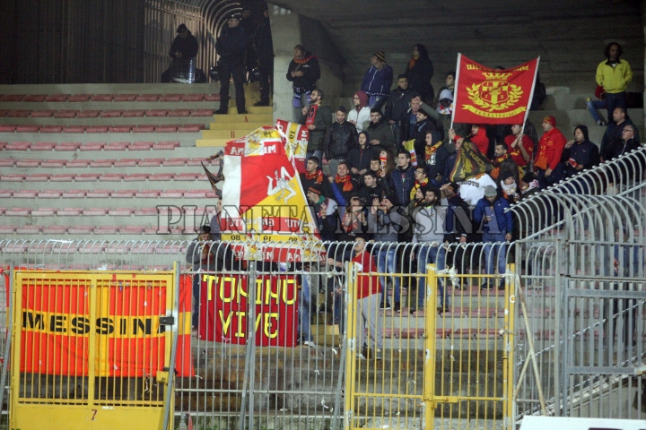 Tifosi a Lecce