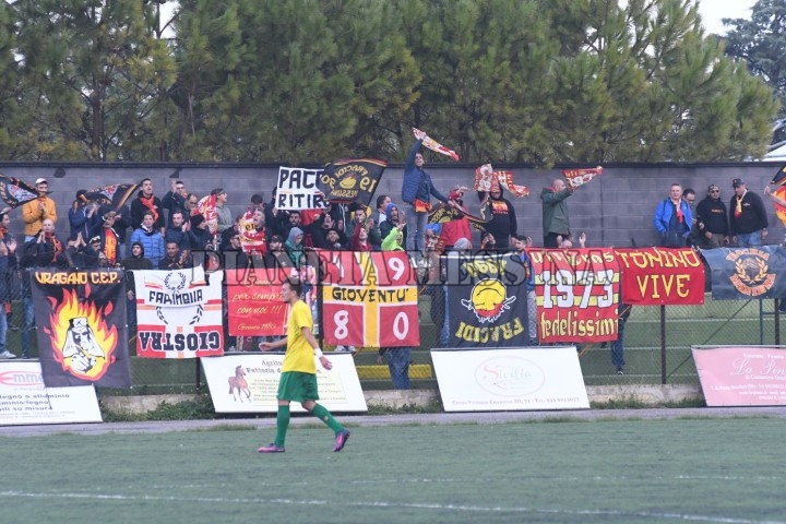 Tifosi a Palazzolo